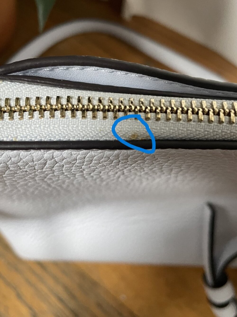 Kate Spade Harlow Crossbody bag in light Grey - Picture 13 of 13